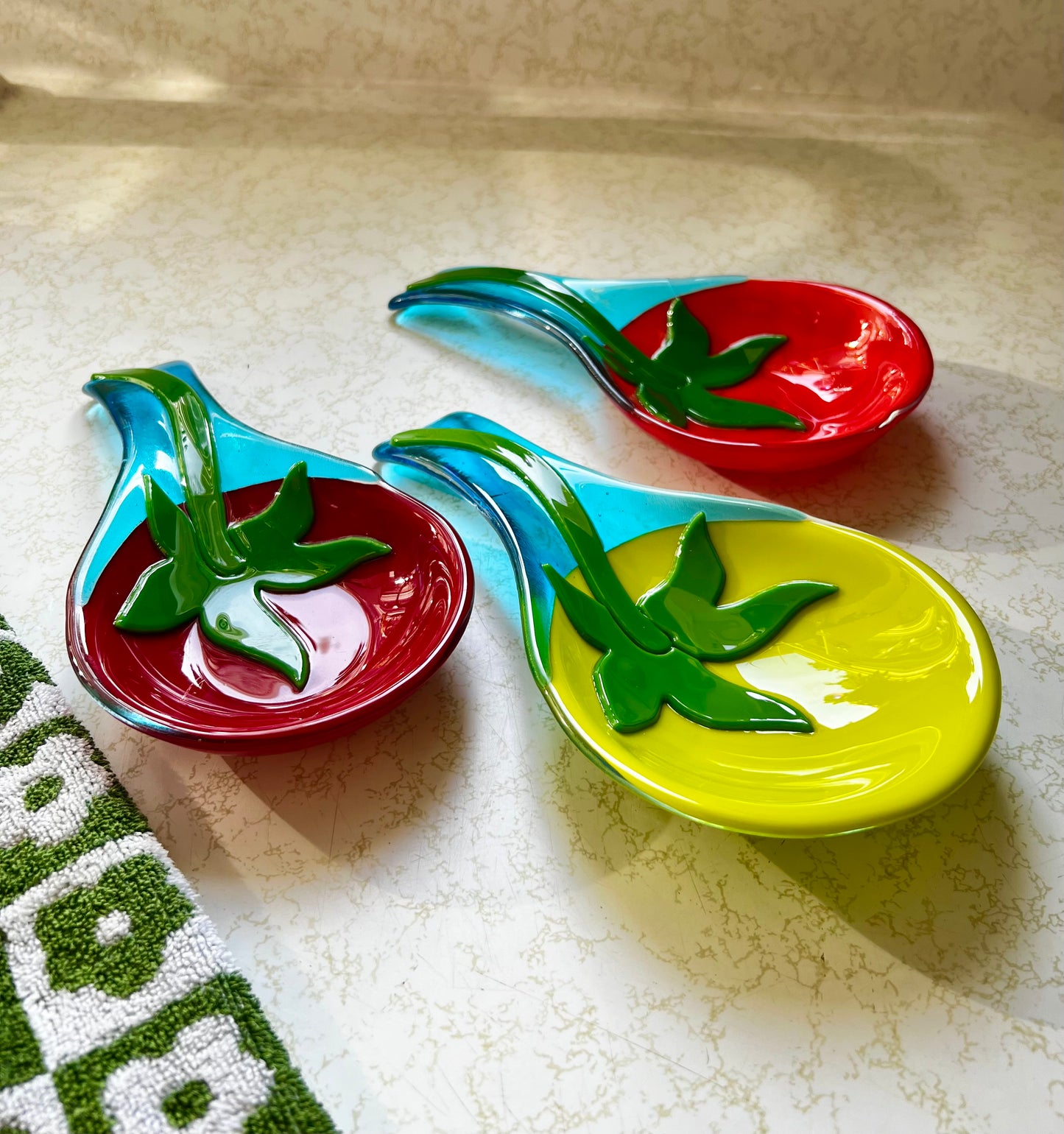 Tomato Spoon rest