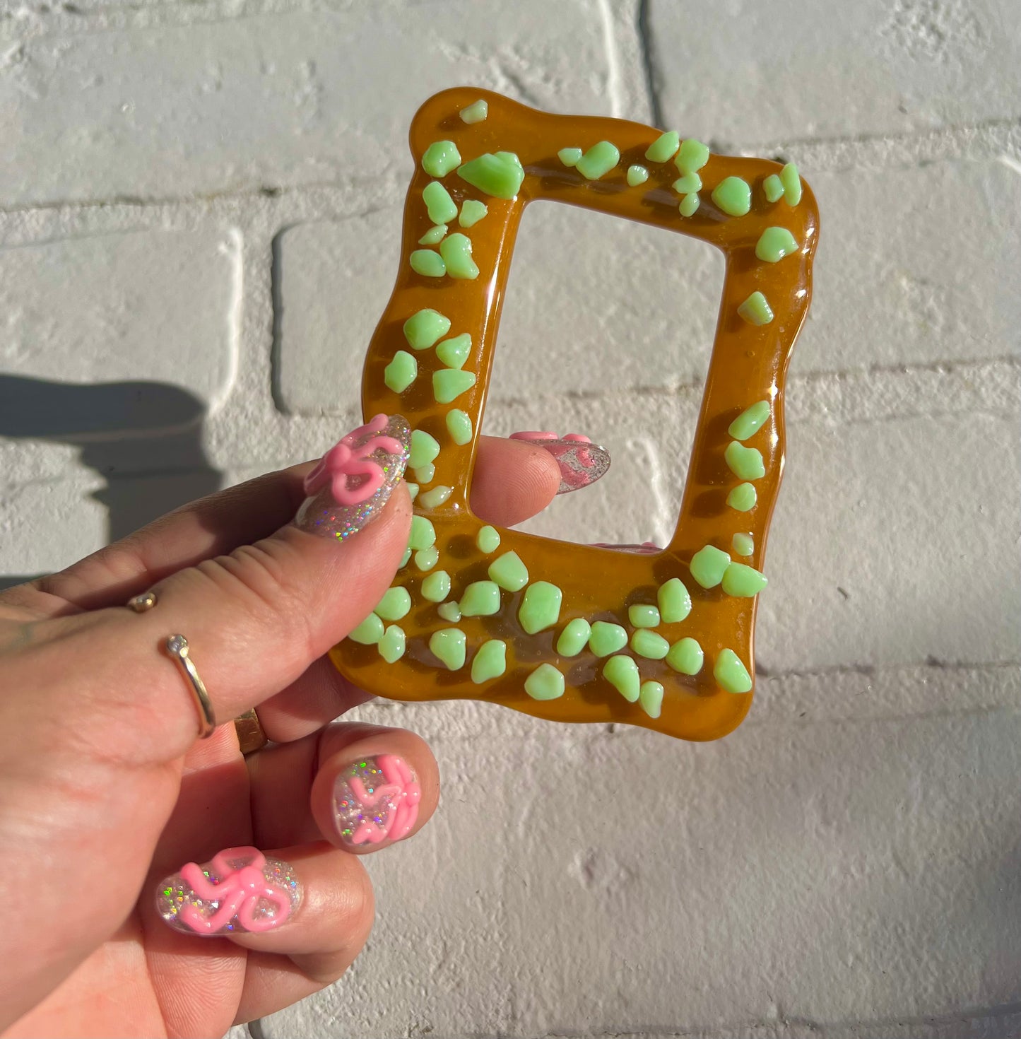 frame magnets