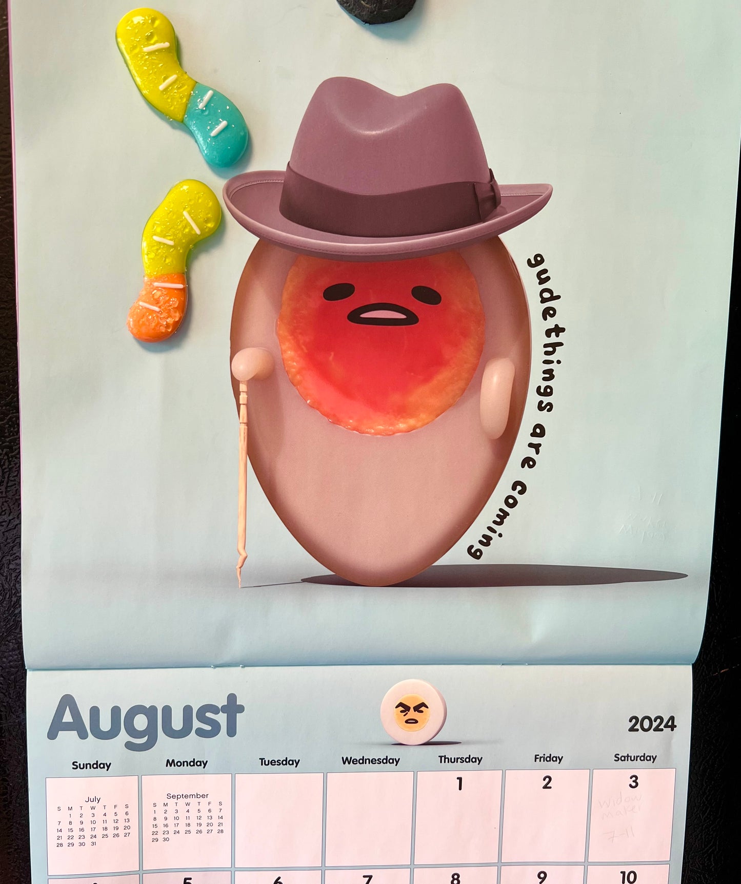 Sour worm magnet🐛🧲