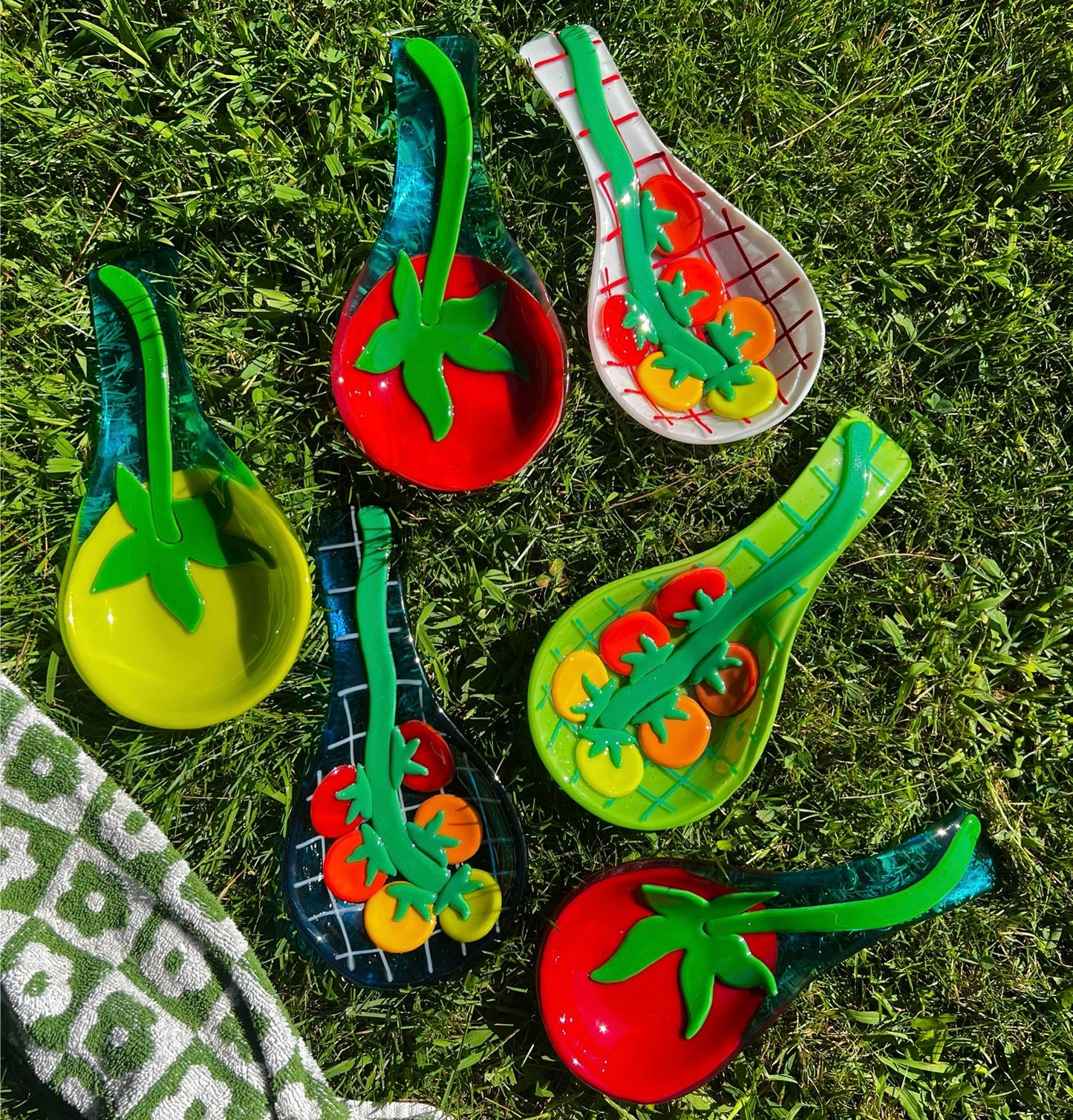 Tomato Spoon rest