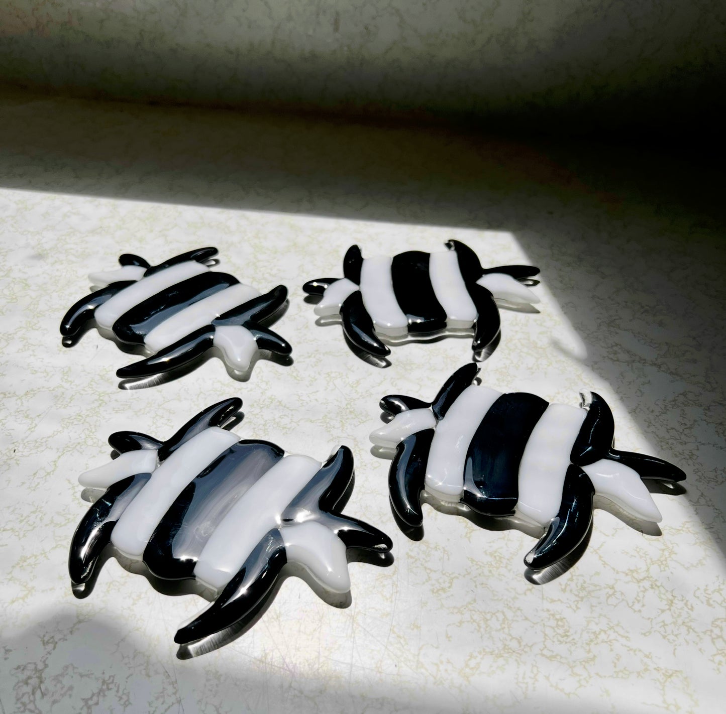 Barbed wire coaster set