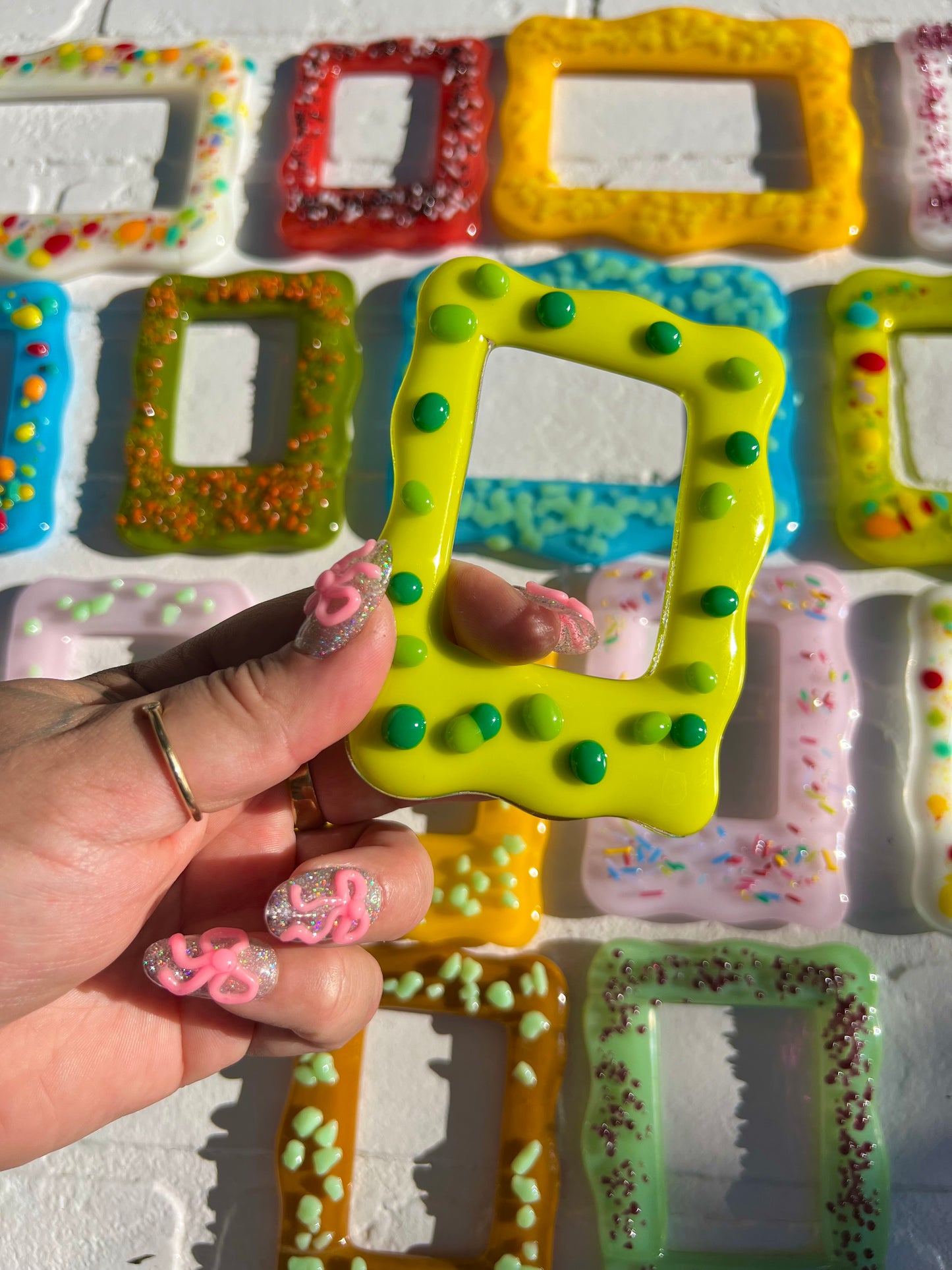 frame magnets