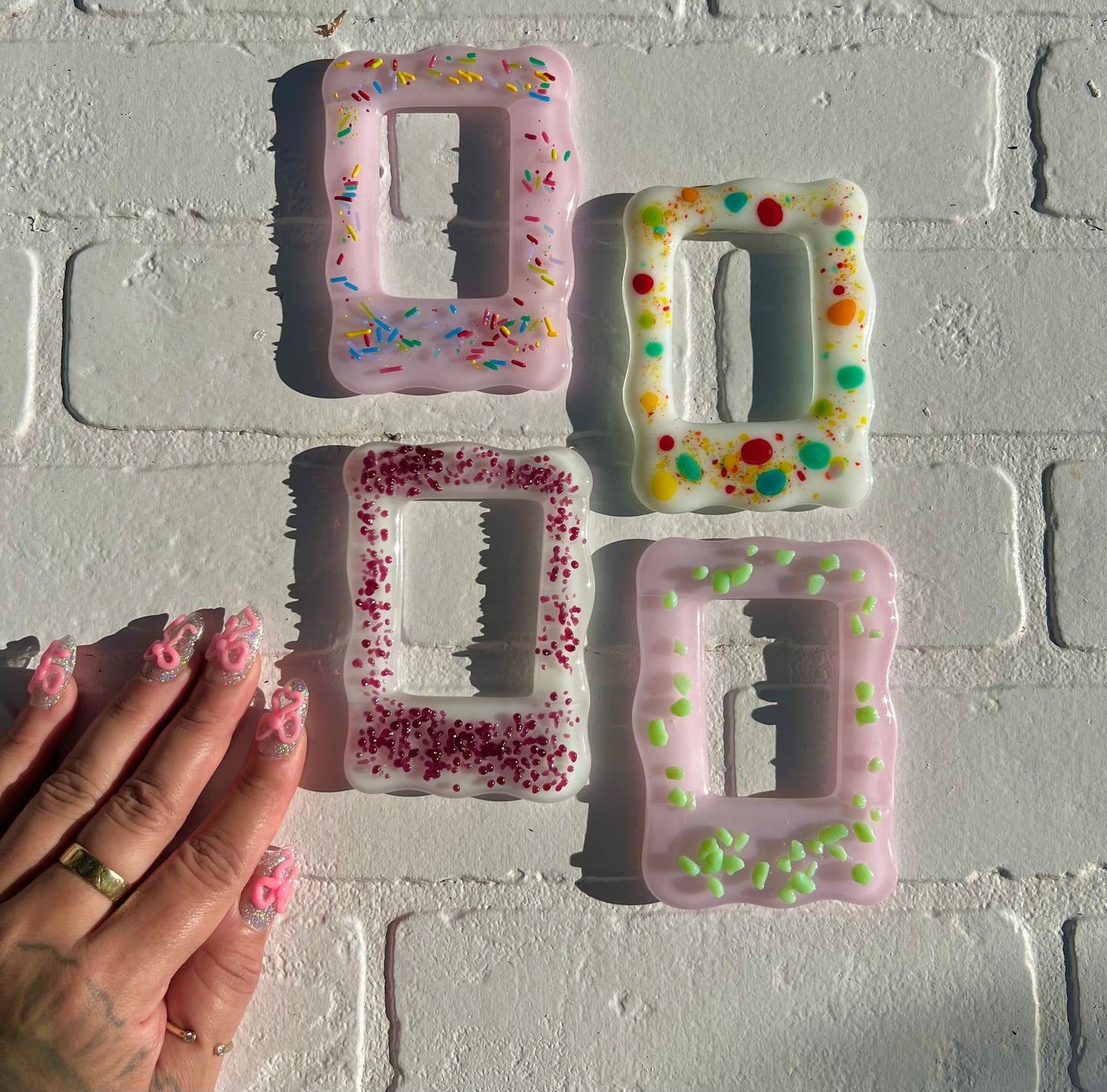 frame magnets