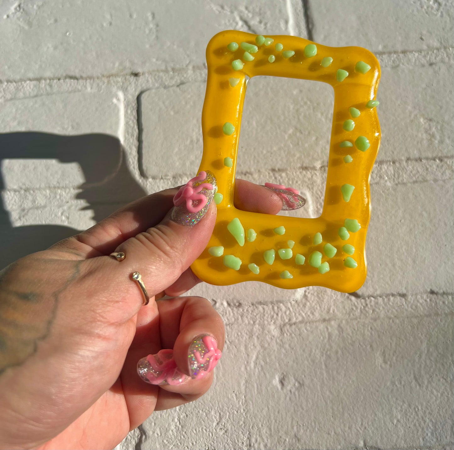 frame magnets