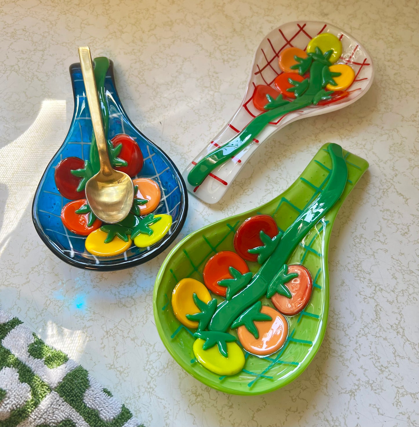 Tomato Spoon rest