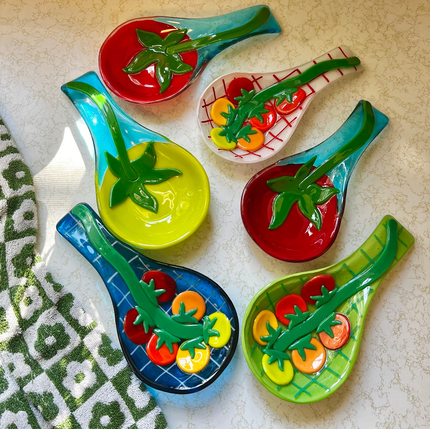 Tomato Spoon rest