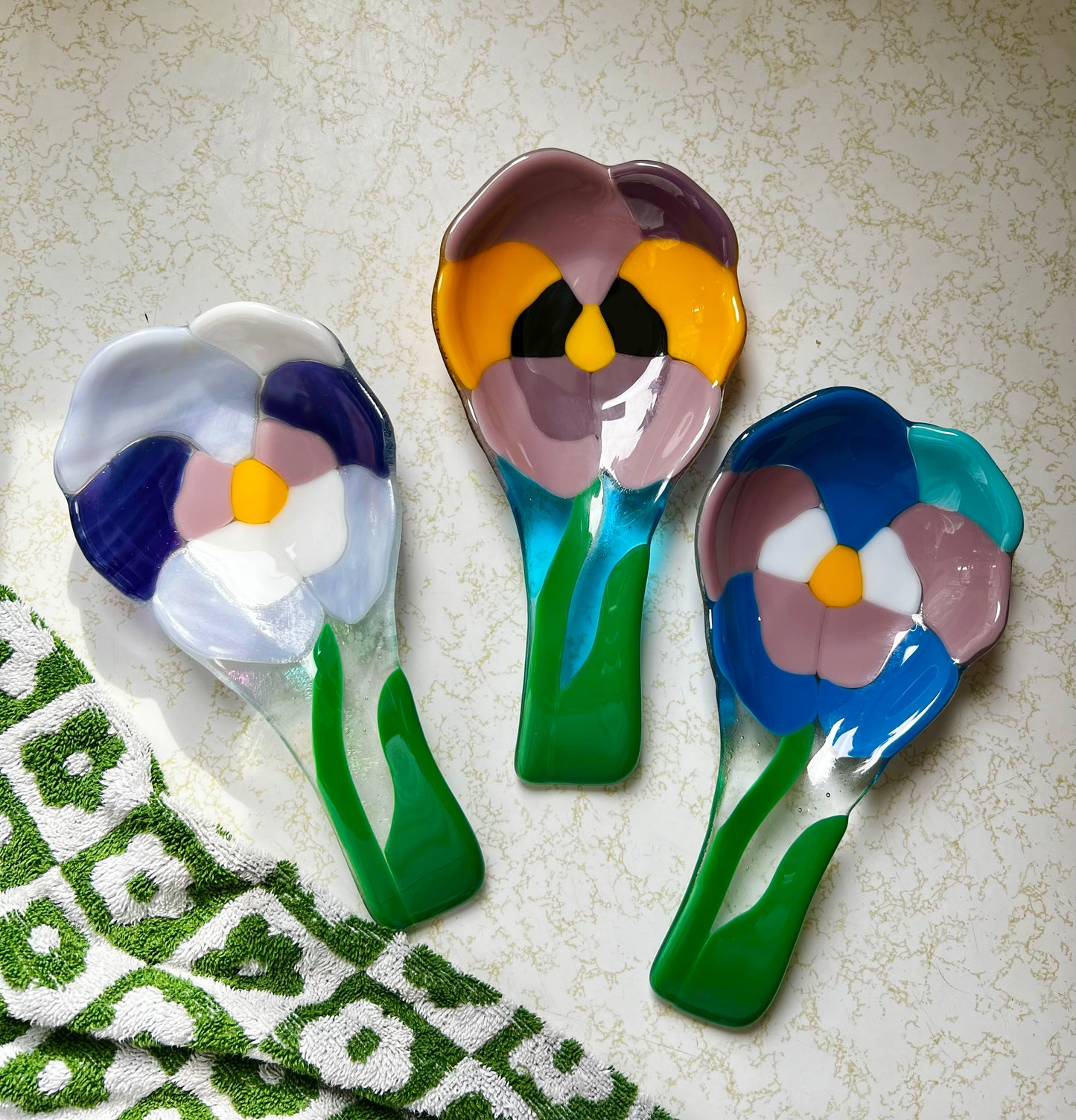 Pansy Spoon rest