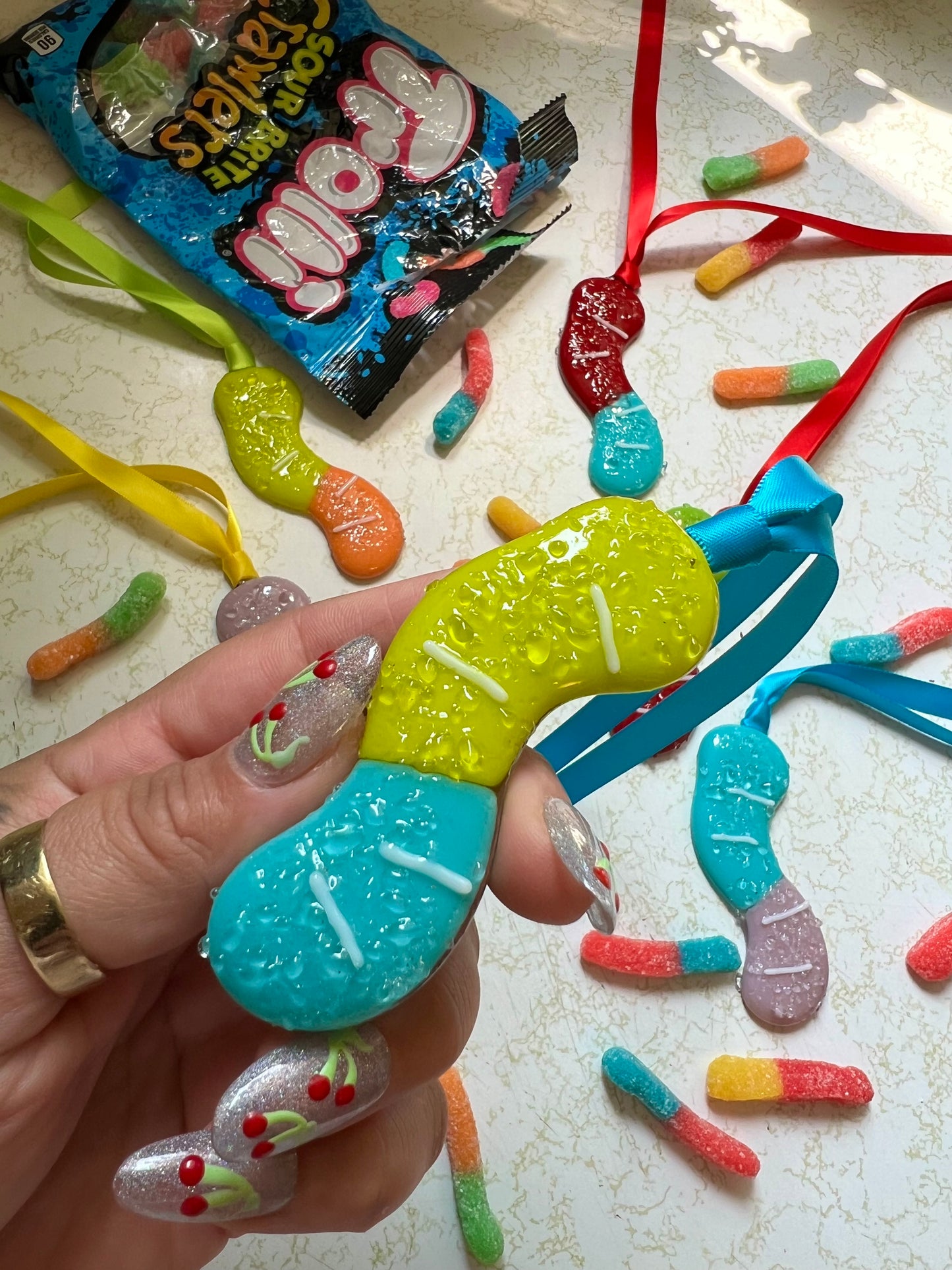 Sour worms