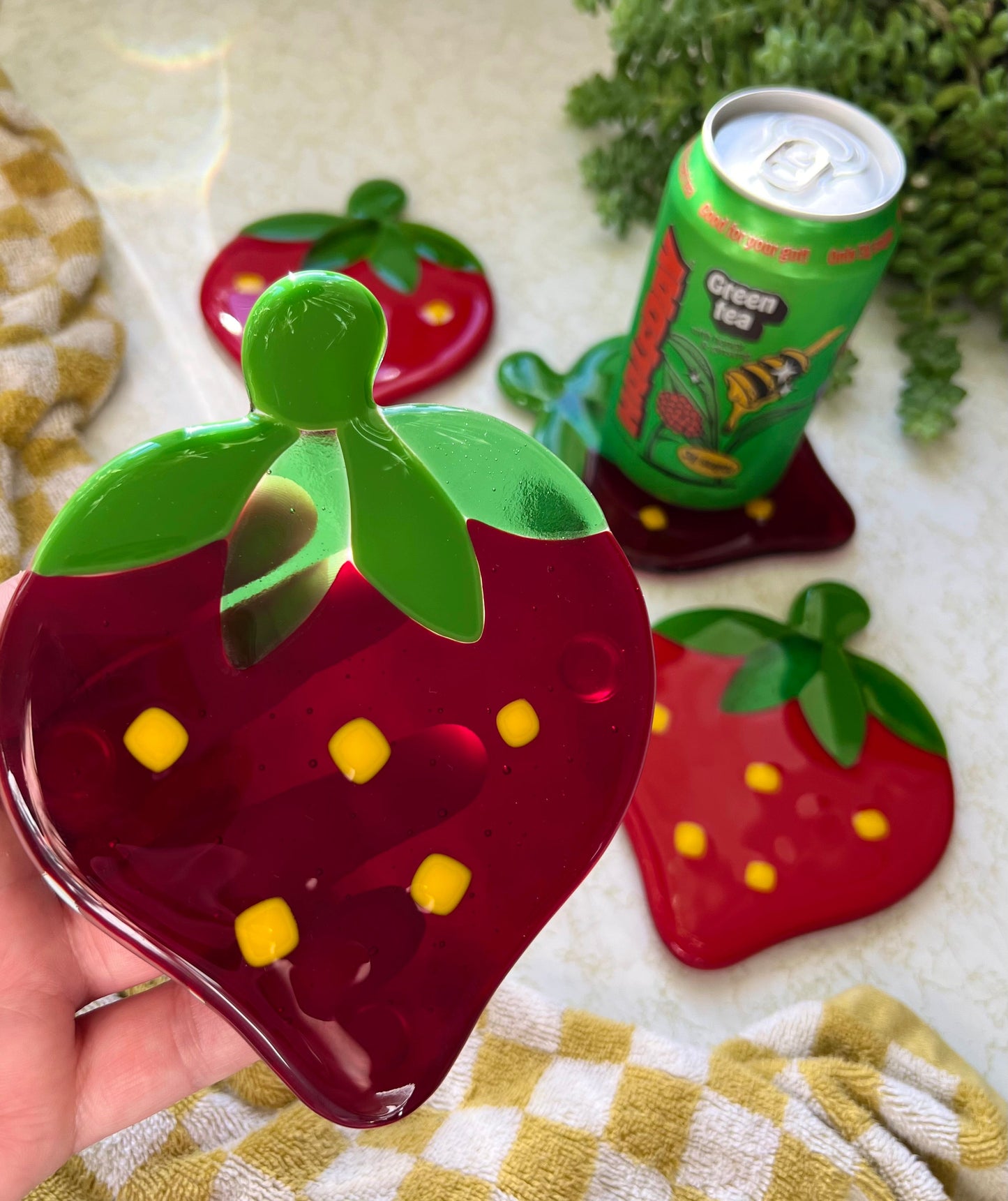 Strawberry coaster set