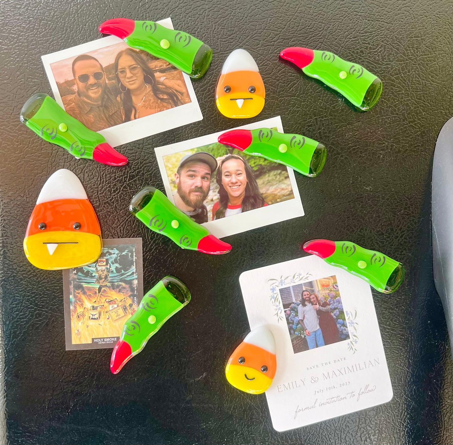 Witch finger magnet