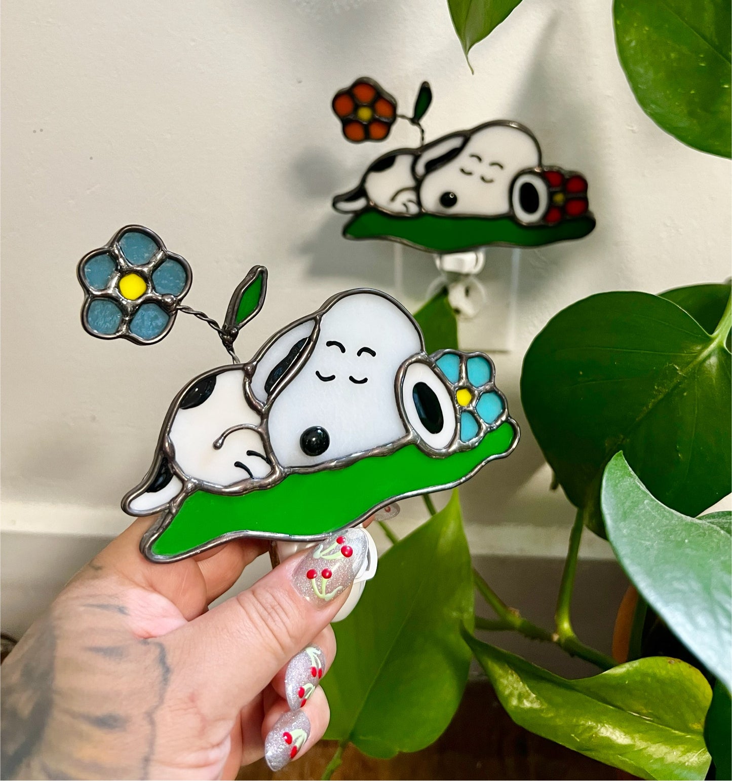 Sleepy snoopy nightlight