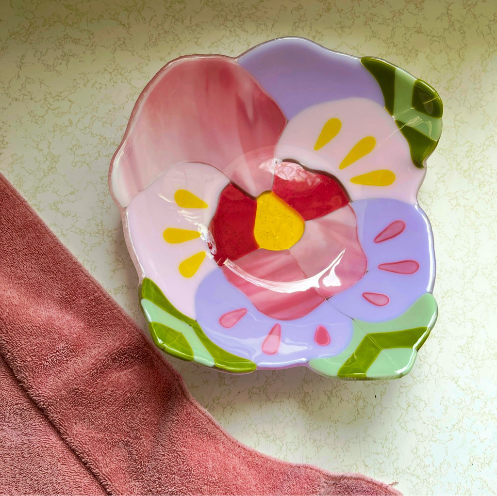 Pansy bowl