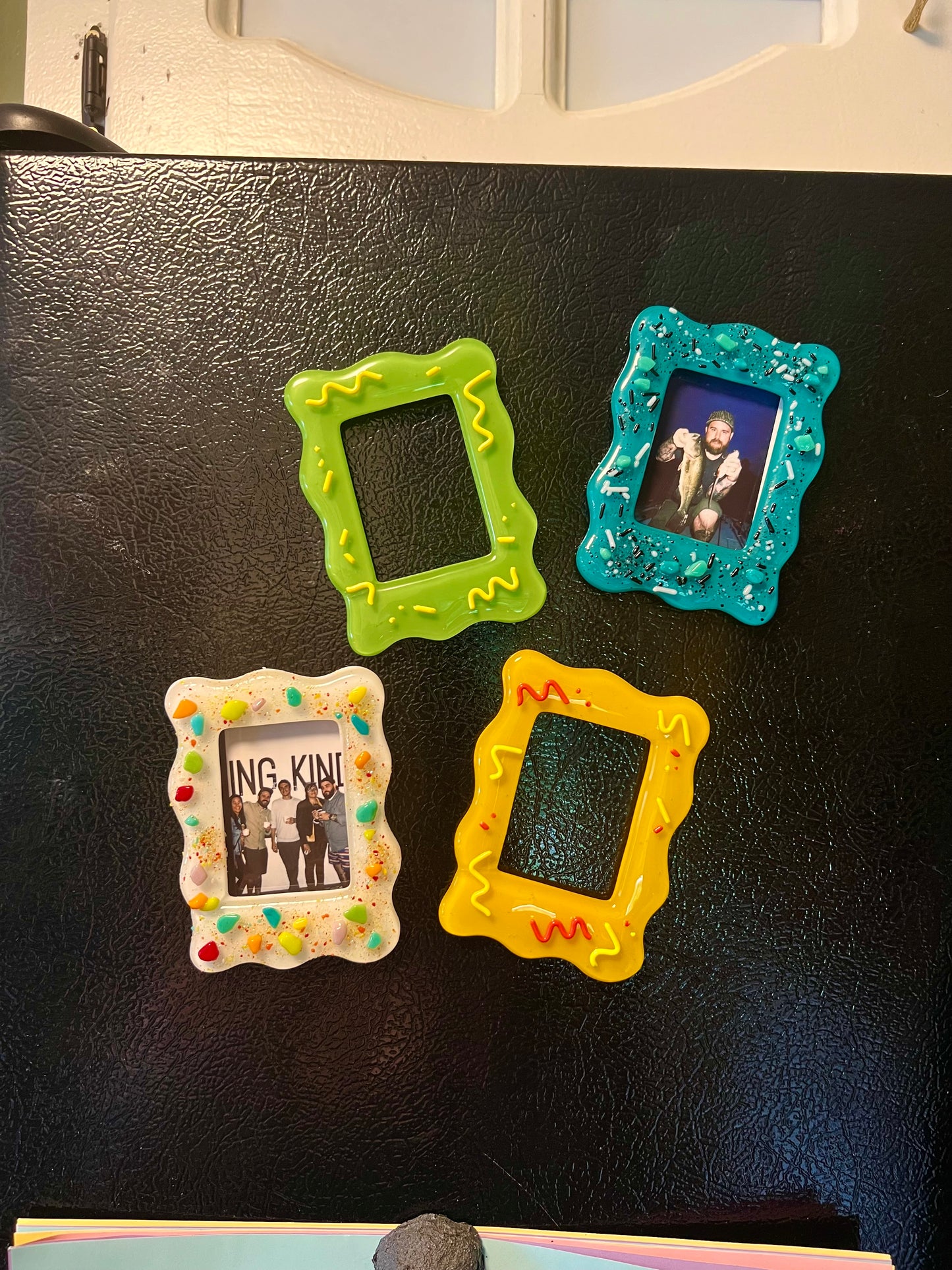 Mini frame magnets