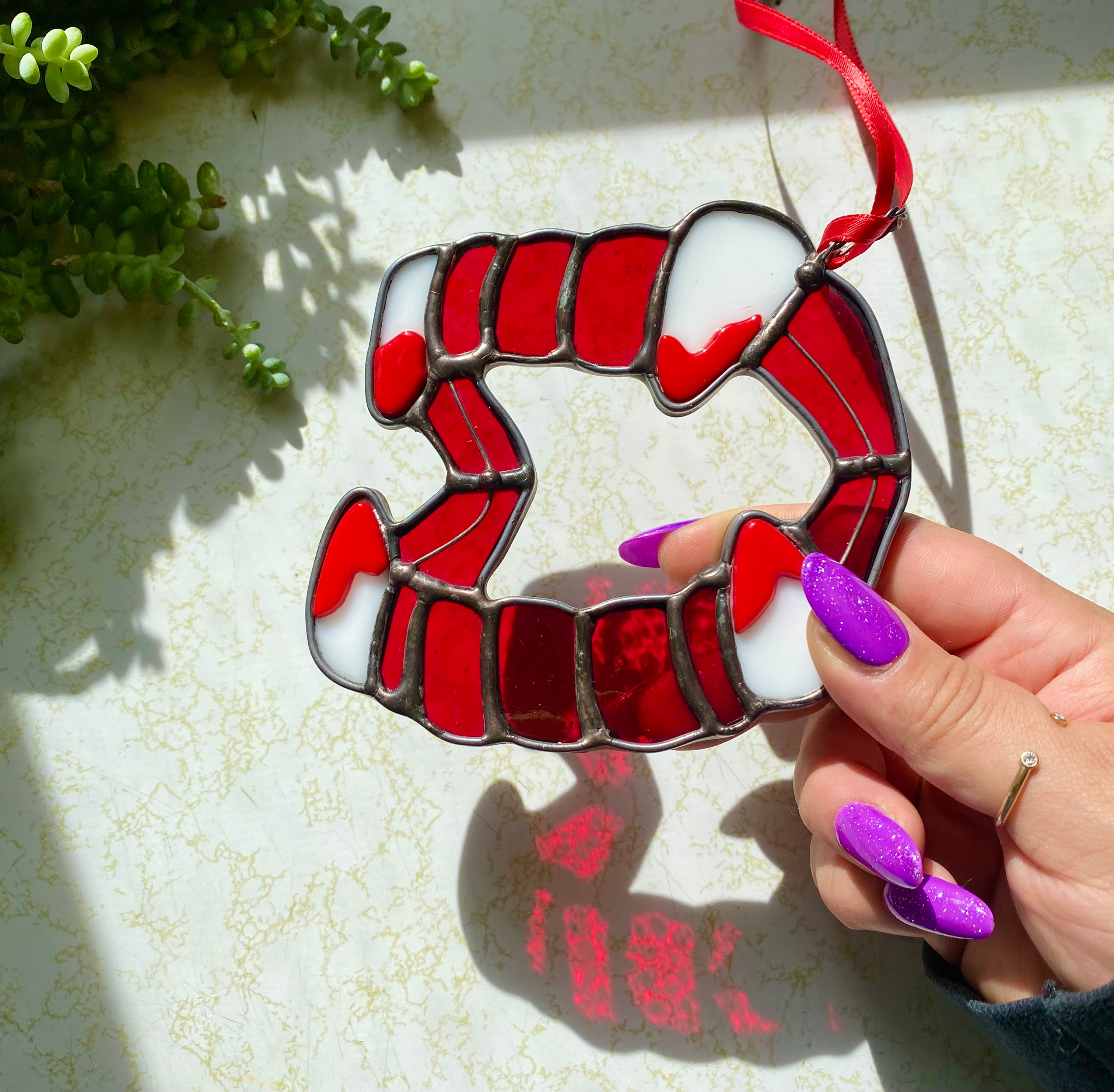 She’s a 10 but she bites