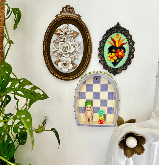 Ceramic trinket shelf