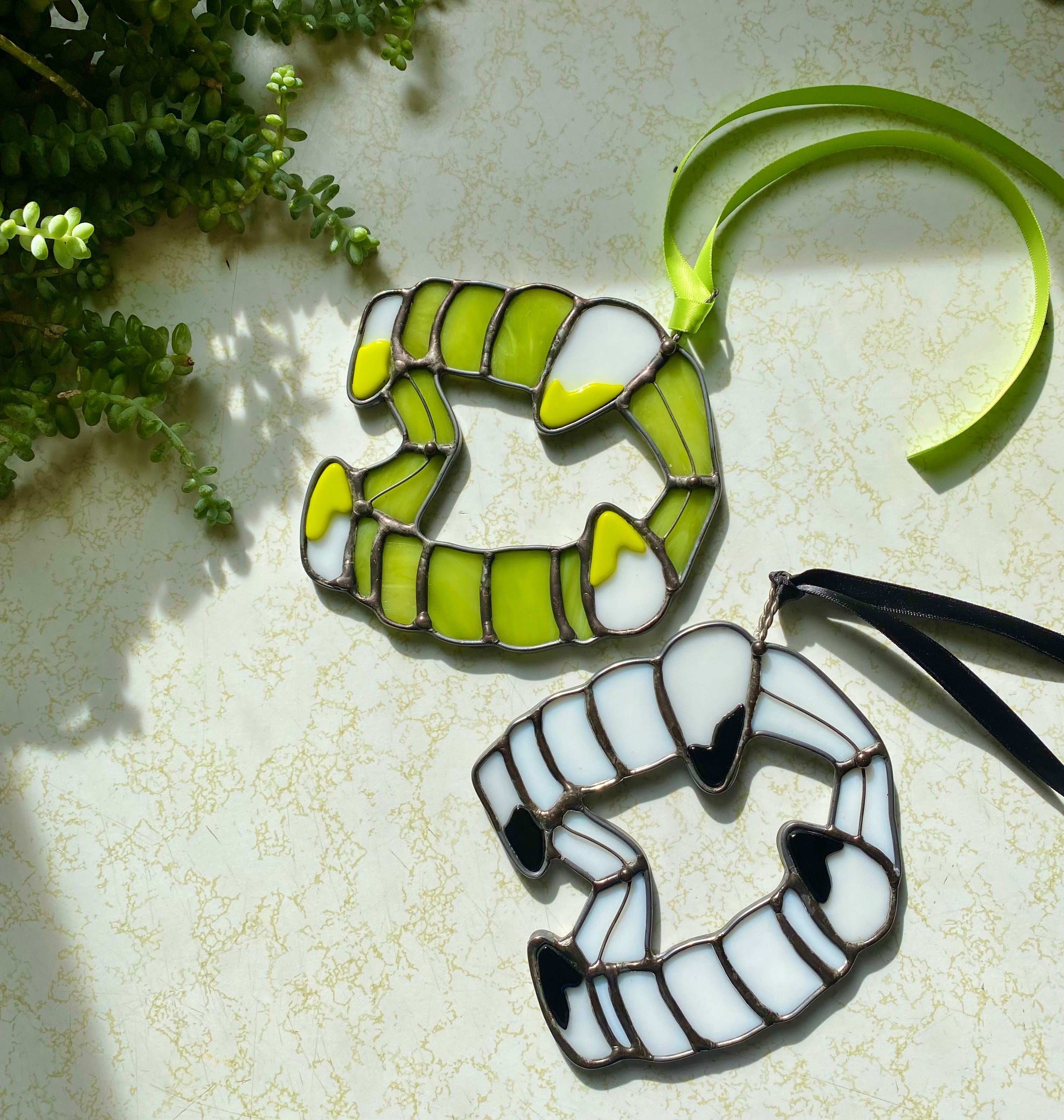 She’s a 10 but she bites