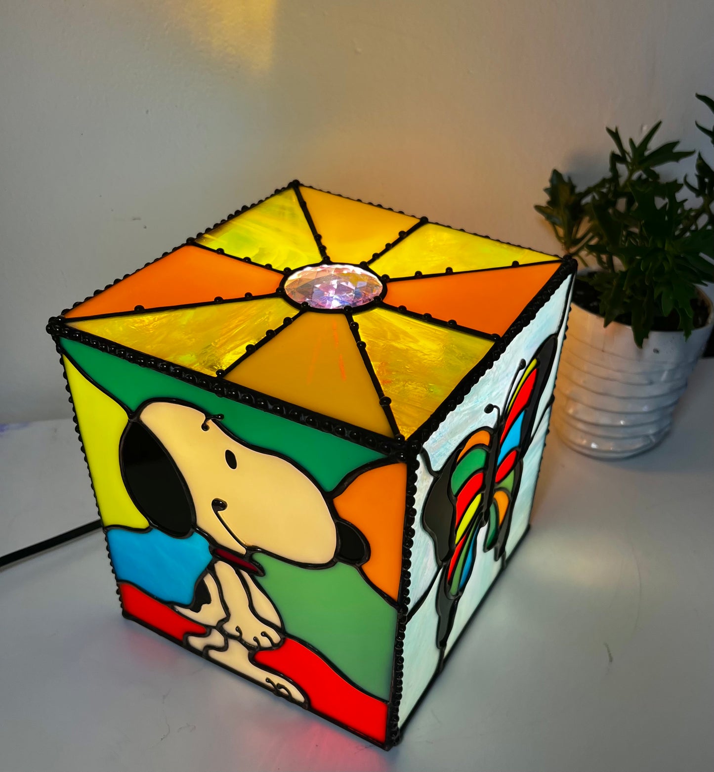 Snoopy & the butterflies lamp