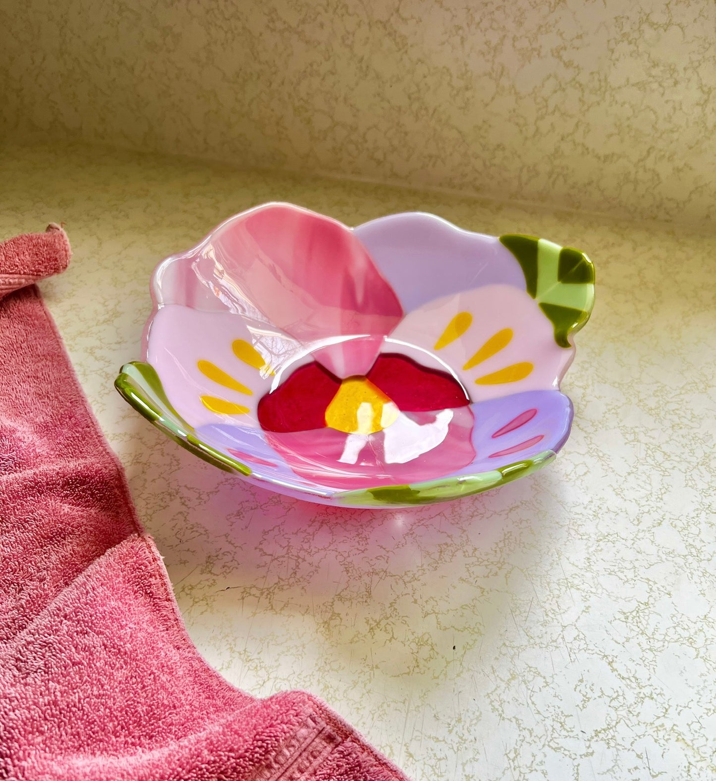 Pansy bowl