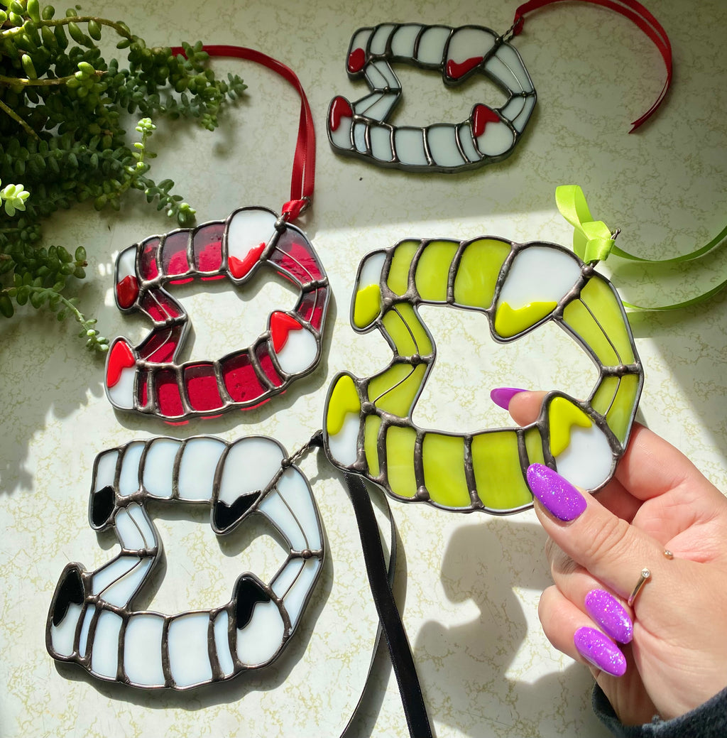 She’s a 10 but she bites