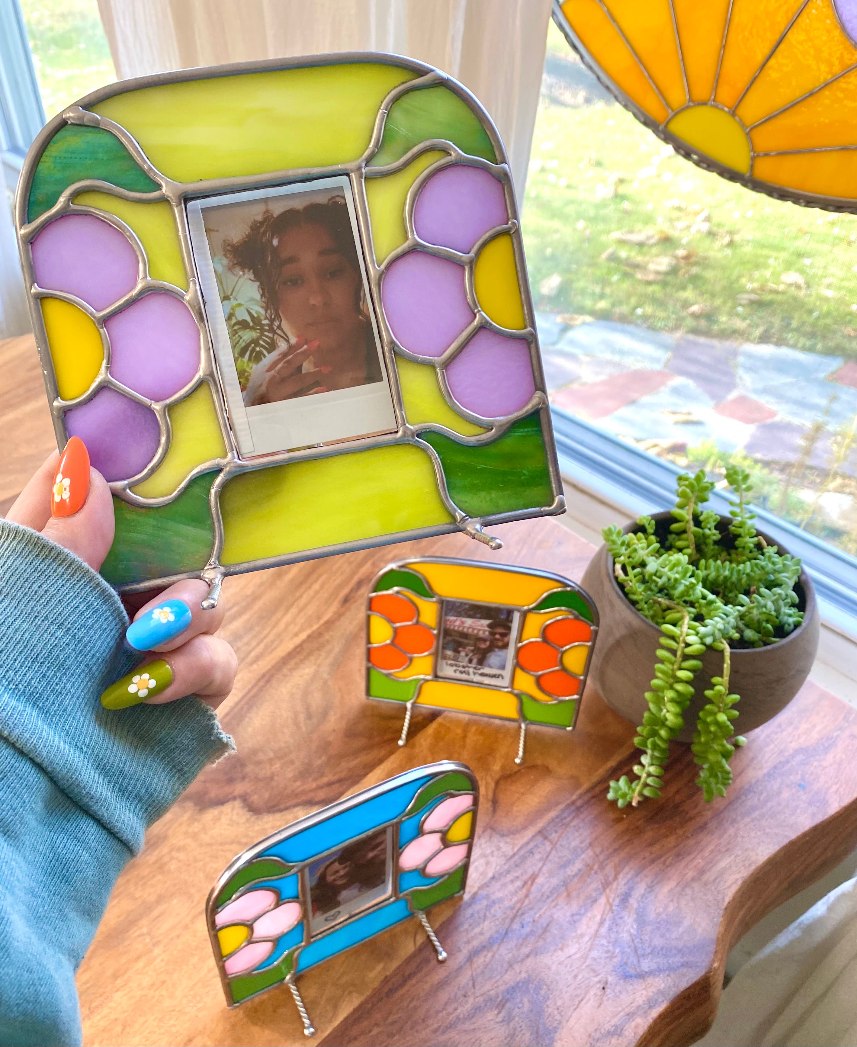 Polaroid picture frame