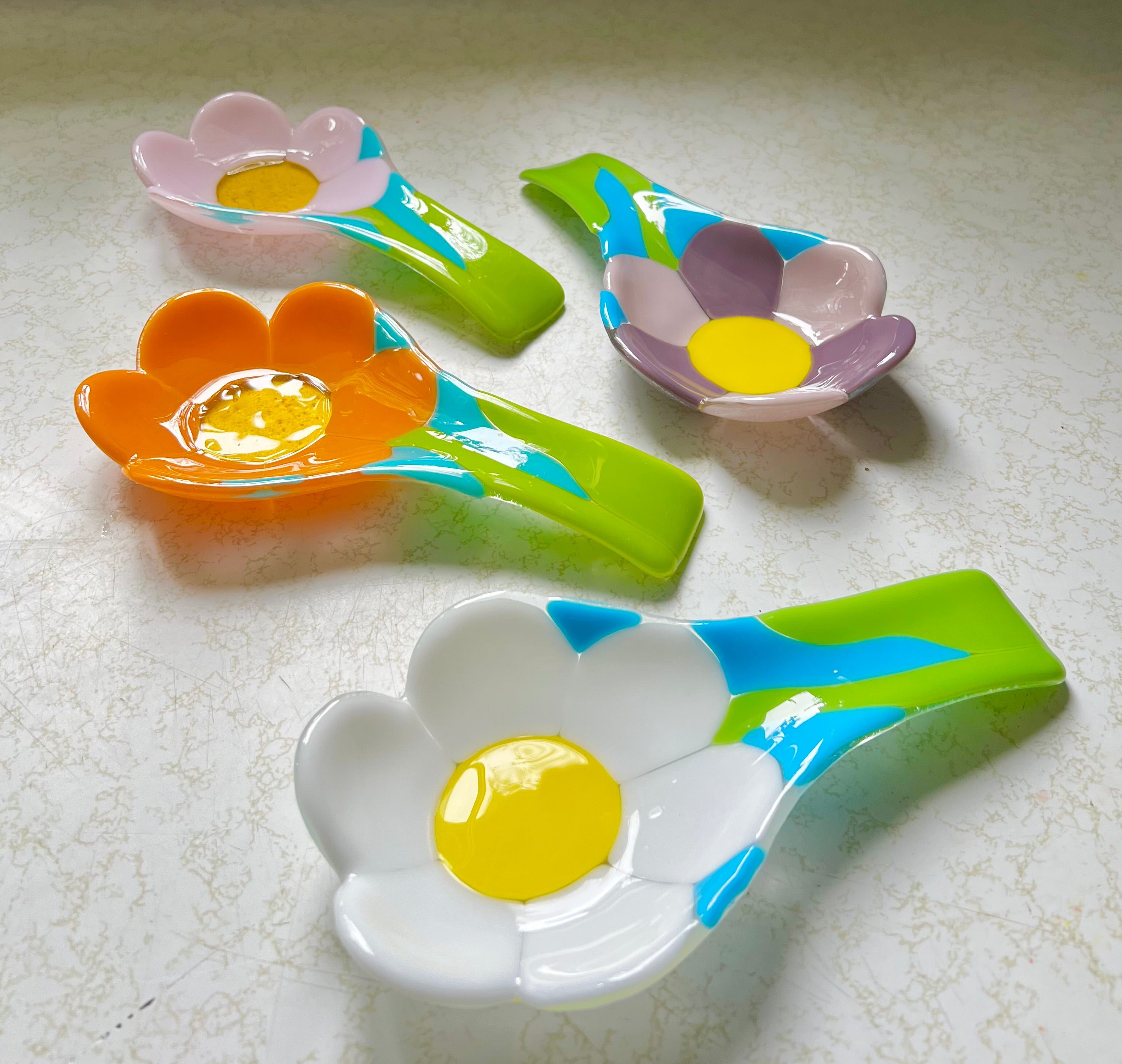 Daisey spoon rest