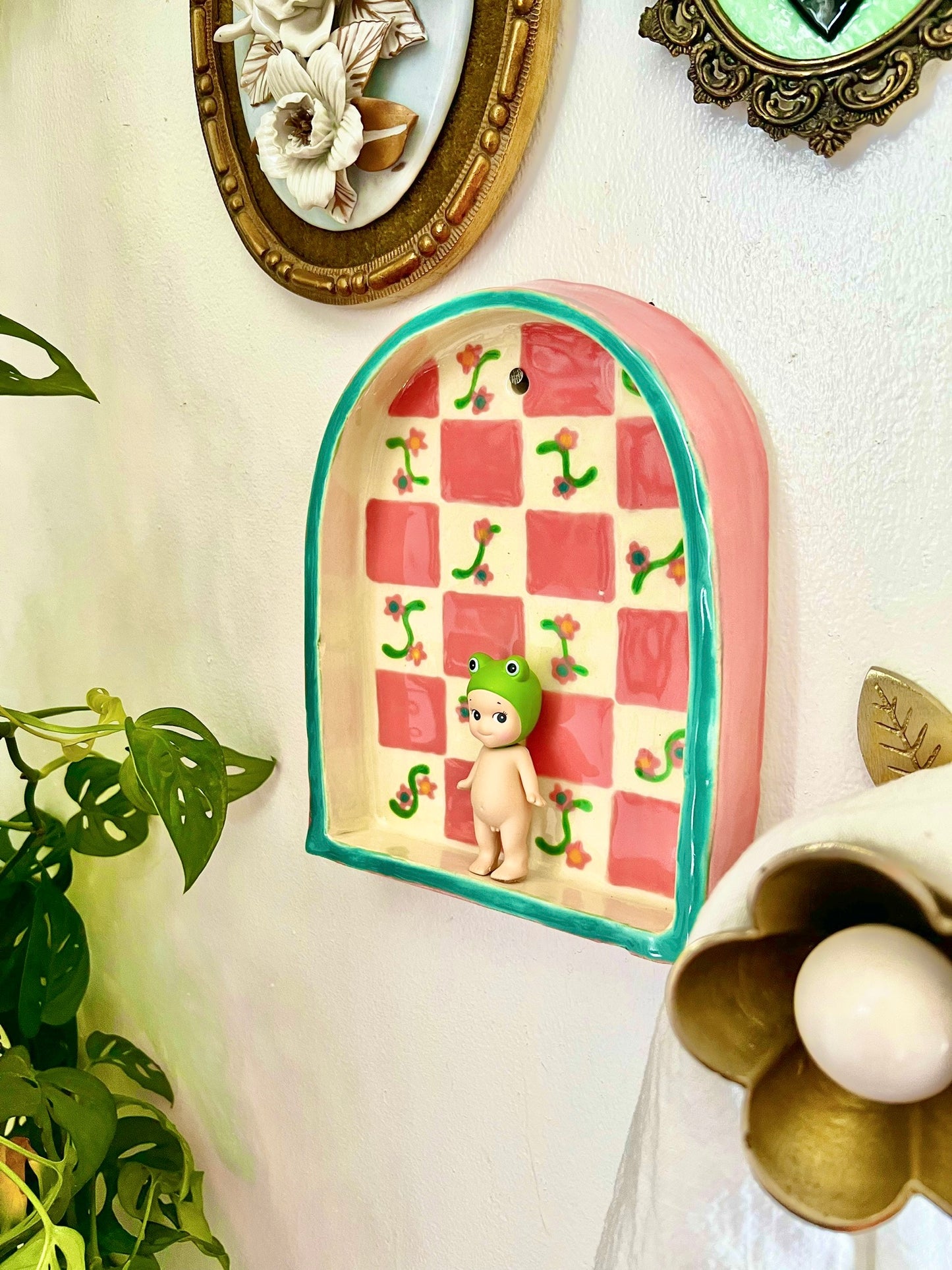 Ceramic Patchwork flower shelf