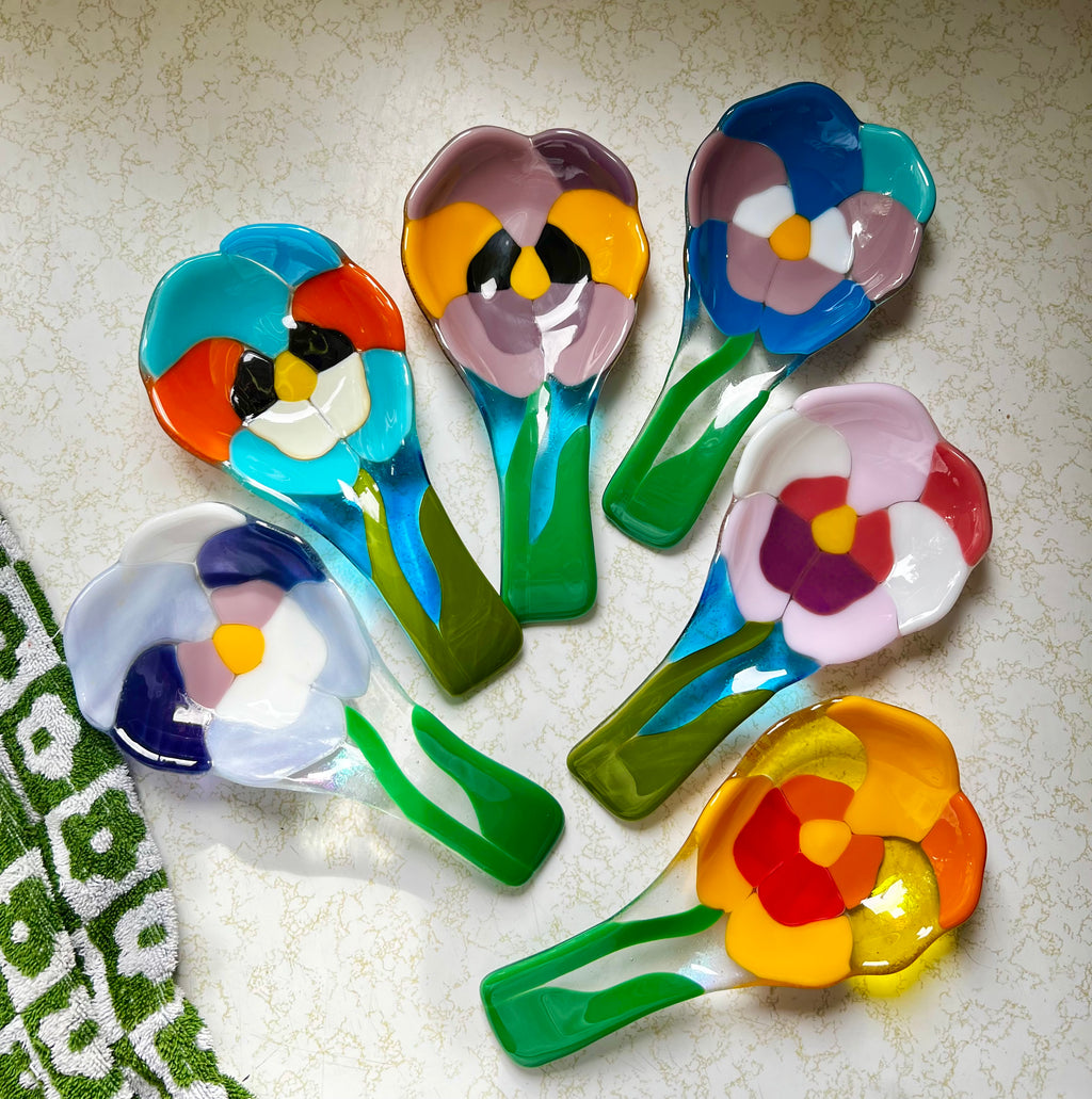 Pansy Spoon rest